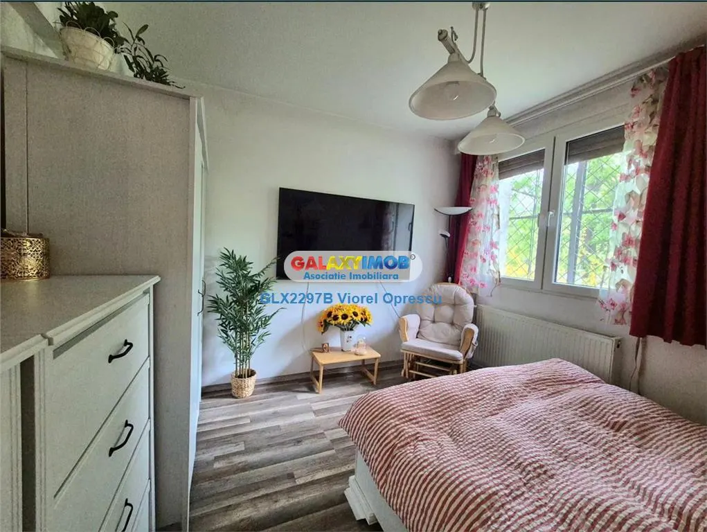 Apartament 3 camere, 2 bai centrala proprie,renovat, bloc tip H, Titan - foto 1