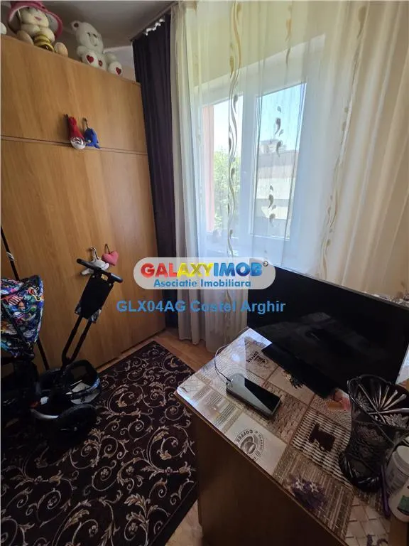Vindem ap 2 cam SD , et 4, zona Kaufland Craiovei, mobilat - foto 3