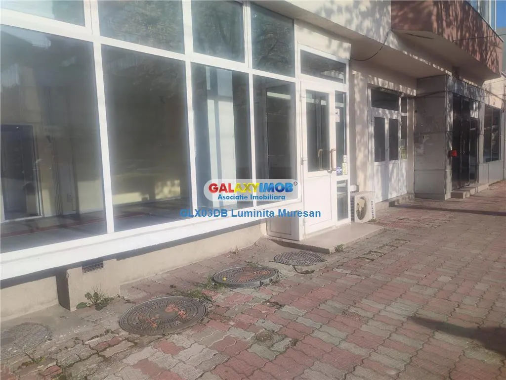 Vanzare spatiu comercial Central Targoviste - foto 1