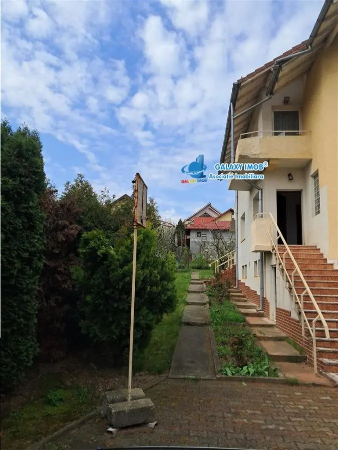 de vanzare vila D+P+E +pod in Trivale - foto 2