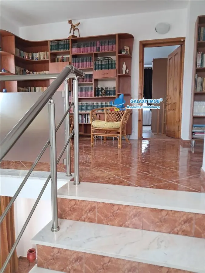 de vanzare vila D+P+E +pod in Trivale - foto 14