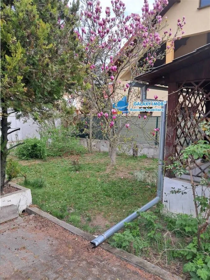 de vanzare vila D+P+E +pod in Trivale - foto 3