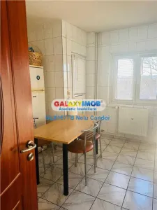 APARTAMENT 3 CAMERE DRUMUL SARII STRADAL - foto 4