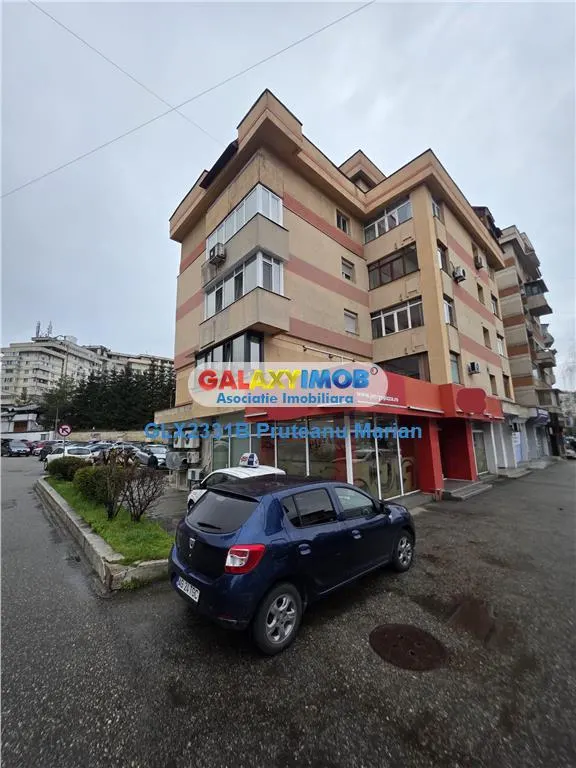 Inchiriere spatiu Comercial central situat aproape de Mall Pitesti - foto 3