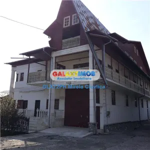 Vanzare imobil intreg/ Spatiu Comercial/ Hala Baicoi  Prahova - Baicoi