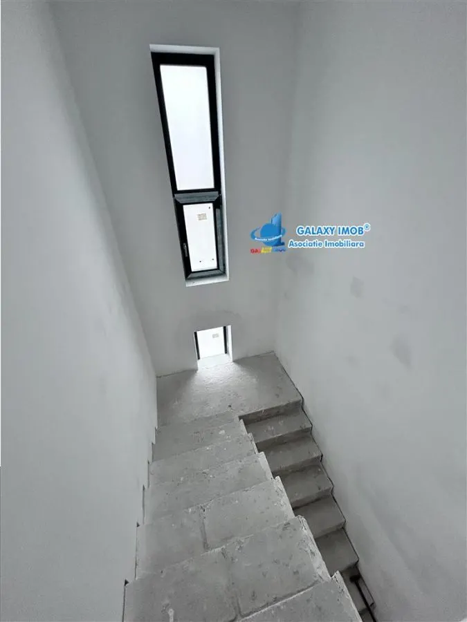 Casa 5 cam/4bai/terasa/227mp-Panouri 10kw-Pompa caldura10kwTeren 525mp - foto 12