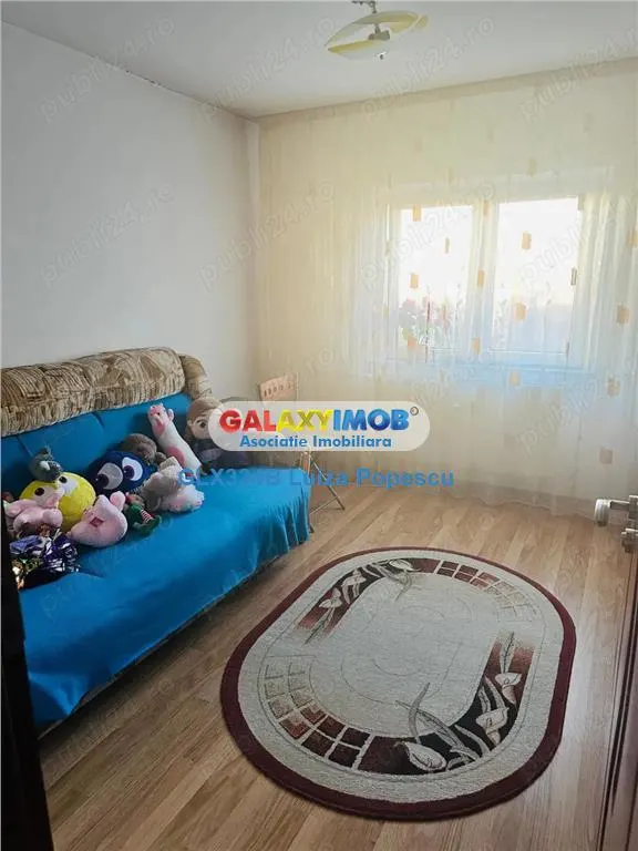 Vanzare apartament 3 camere DRUMUL SARII RAZOARE 3|4, 77MP - foto 1