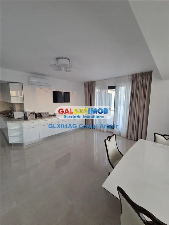 Inchiriem penthouse in zona centrala - foto 11