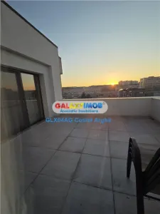 Inchiriem penthouse in zona centrala - foto 12