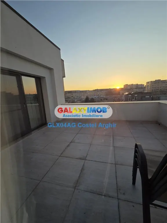 Inchiriem penthouse in zona centrala - foto 12