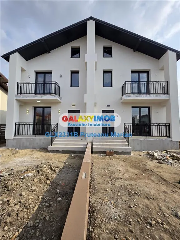 Vanzare casa de tip duplex Premium situata in apropriere de str Parfum - foto 1