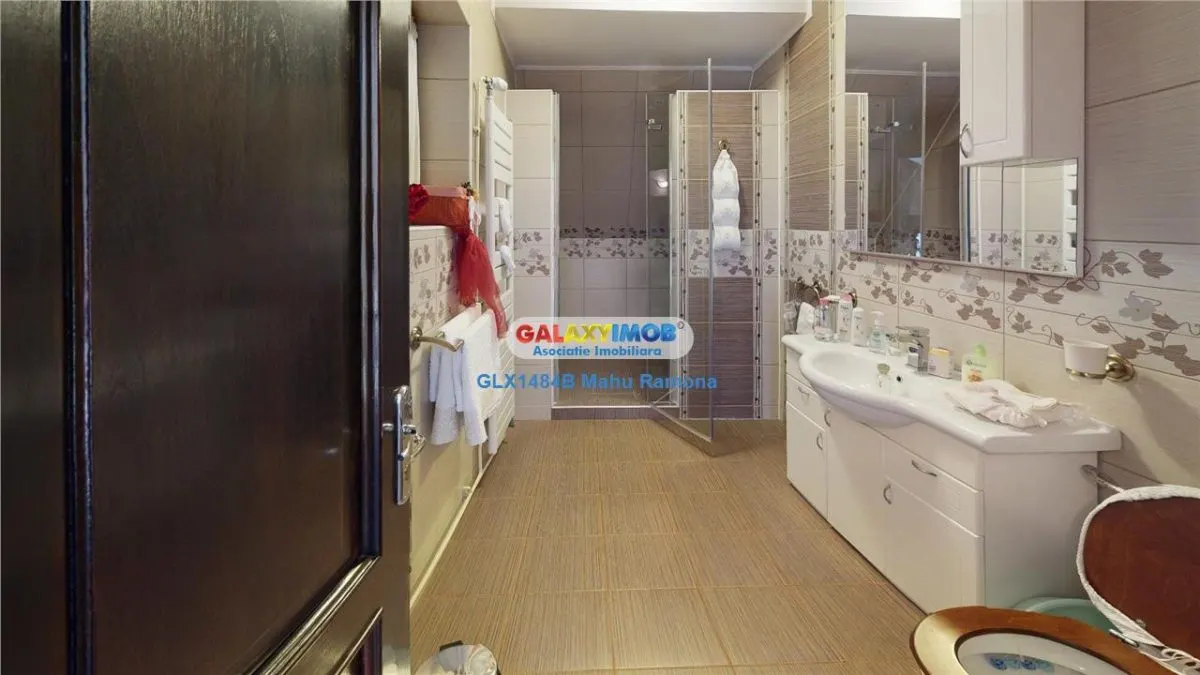 Vila superba, 9 dormitoare, pretabila pentru pensiune, Sinaia - foto 10