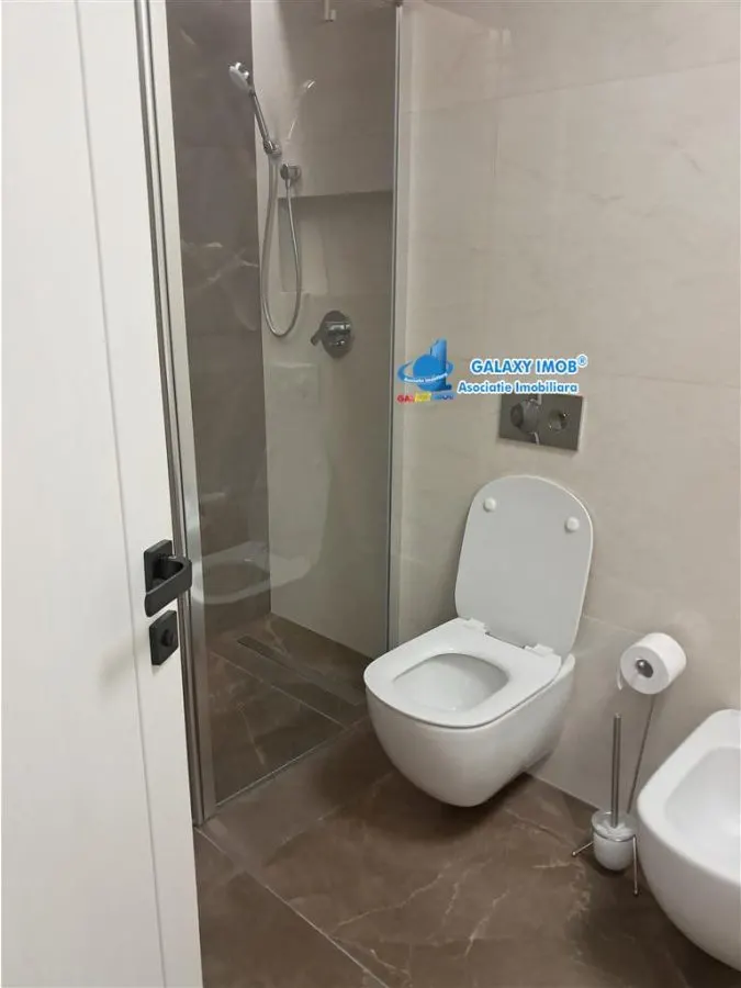 de inchiriat ap 3 cam ULTRAMODERN  central la cheie fond nou - foto 18