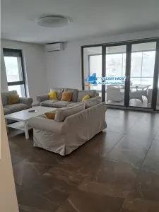 de inchiriat ap 3 cam ULTRAMODERN  central la cheie fond nou - foto 4