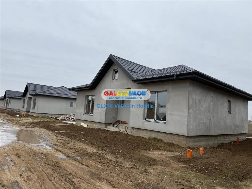 Vanzare vila individuala la cheie 4 camere  Sabareni - Central - foto 13