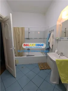 Unirii apartament 7 camere,suprafata utila 198 mp,stare bună - foto 51