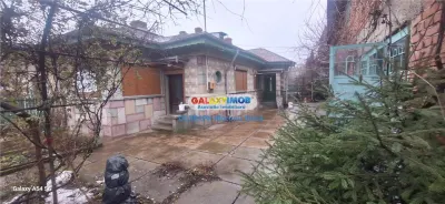 Vanzare teren + 2 corpuri casa, zona Republicii, Ploiesti - Ploiesti