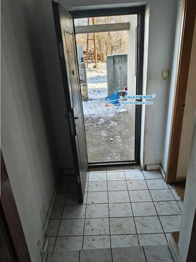 Chitila Triaj Apartament 3 camere 2 bai curte proprie - foto 13