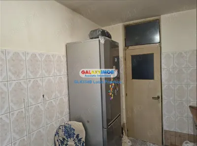 Vanzare apartament 3 cam 13 Septembrie-Razoare et 3/8 , bloc 1989 - foto 3