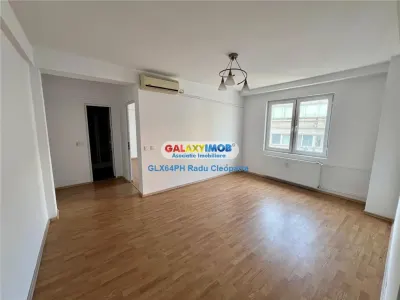 Vanzare apartament 3 camere, Ploiesti, zona ultracentrala - Ploiesti
