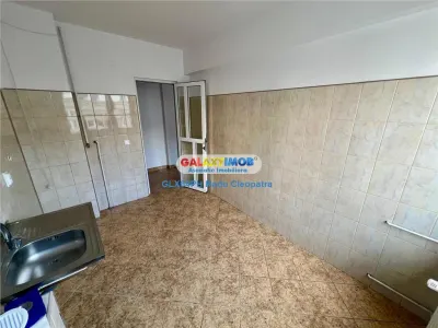 Vanzare apartament 3 camere, Ploiesti, zona ultracentrala - foto 12