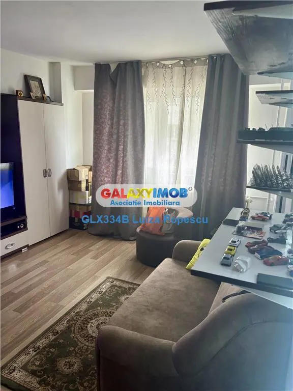 Apartament  2 camere PANDURI stradal,vedere spate - foto 1