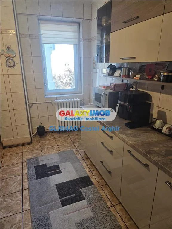 Vindem ap 2 cam decomandat spatios , Negru Voda - foto 5