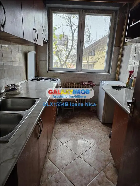 APARTAMENT 3 CAMERE DE VANZARE METROU GORJULUI - foto 3