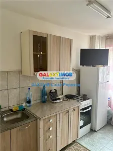 Vanzare apartament 2 camere PANDURI stradal,vedere spate - foto 2