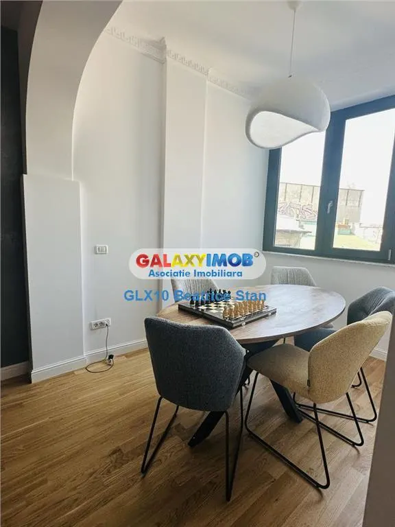 Apartament 4 camere decomandat amplu Piata Victoriei ideal resedinta - foto 2