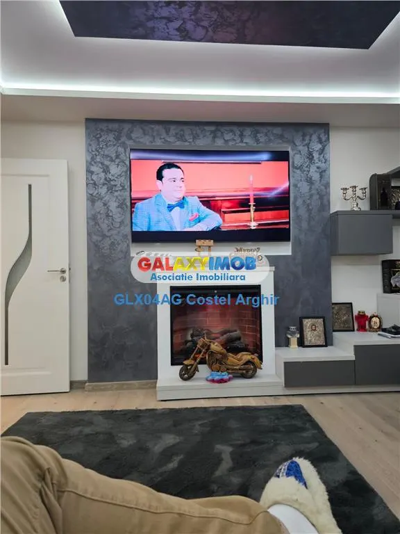 Vindem ap cu 2 cam ultracentral, renovat total , mobilat si utilat - foto 1