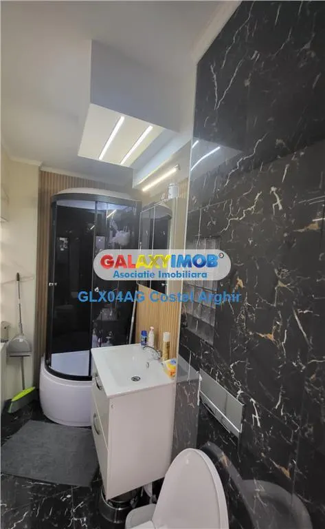 Vindem ap cu 2 cam ultracentral, renovat total , mobilat si utilat - foto 6