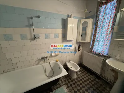 Inchiriere casa 4 camere, in Ploiesti, zona Centrala - foto 12