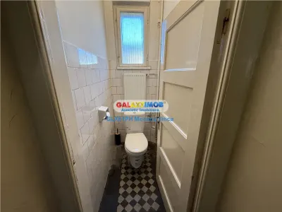 Inchiriere casa 4 camere, in Ploiesti, zona Centrala - foto 13