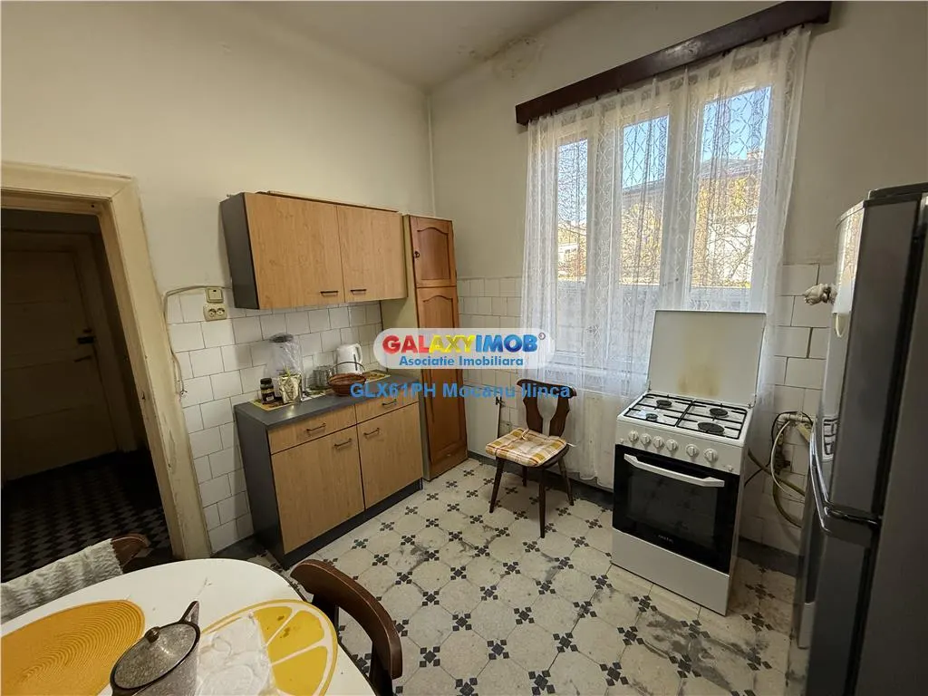 Inchiriere casa 4 camere, in Ploiesti, zona Centrala - foto 25