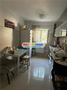 Apartament 3 camere, decomandat, 2 bai, renovat, mobilat, Diham - foto 4