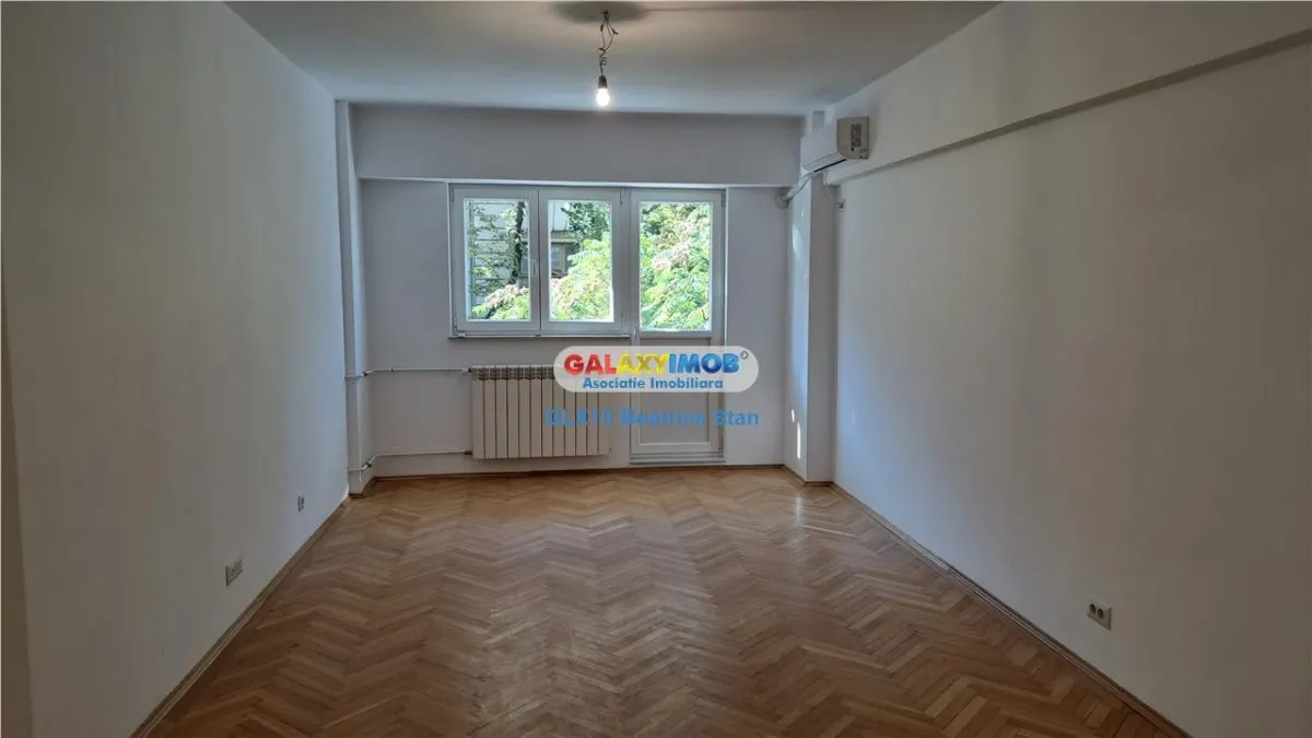 Inchiriere apartament 4 camere decomandat spatios ULTRACENTRAL - foto 1