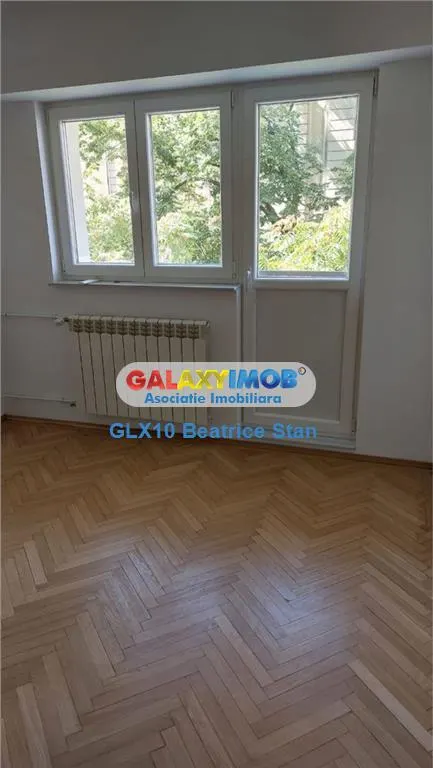Inchiriere apartament 4 camere decomandat spatios ULTRACENTRAL - foto 1