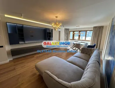 Lux - 4 Camere - Piata Charles de Gaulle - Aviatorilor - la prima util - Bucuresti