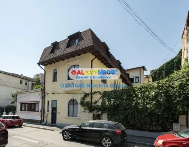 Clădire boutique de lux: 12 apartamente noi și renovate lux - Bucuresti