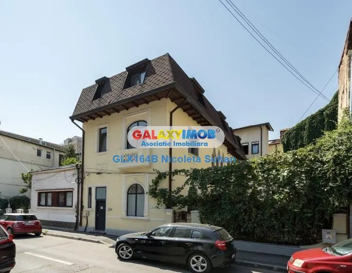 Clădire boutique de lux: 12 apartamente noi și renovate lux - foto 1