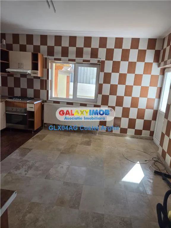 Inchiriem casa 550 mp, 10 cam pretabila after school sau azil batrani - foto 13