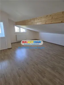 Inchiriem casa 550 mp, 10 cam pretabila after school sau azil batrani - foto 20