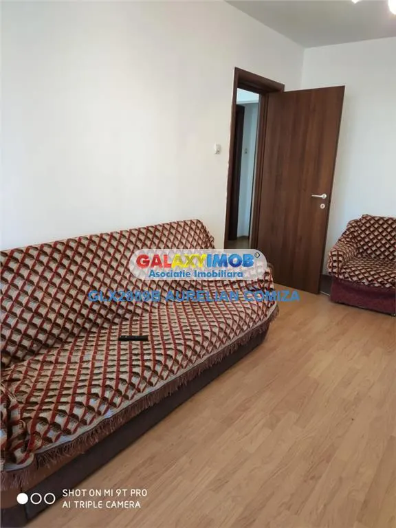 Apartament 3 camere decomandat Iancului/3 minute statia de metrou - foto 2