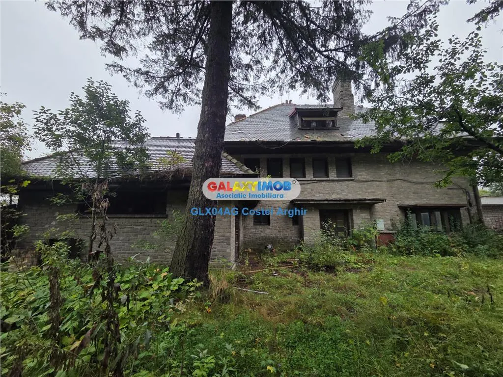 Vindem Vila-Pensiune in Sinaia , teren 6290 mp intravilan CC - foto 1