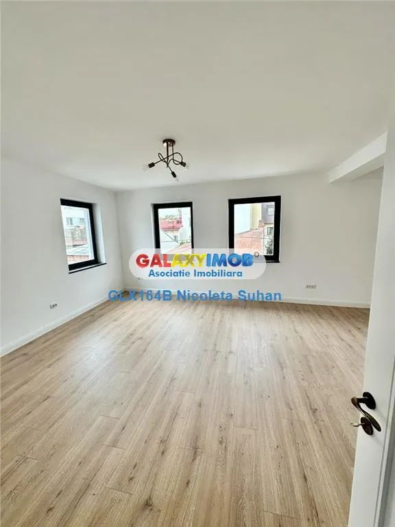VILA SPECTACULOASA || Piata Victoriei || Renovata - foto 15