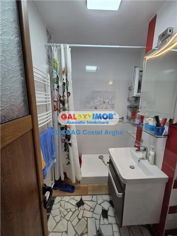 Vindem ap cu 4 camere central-Magnolia , etaj 2, mobilat si utilat - foto 12