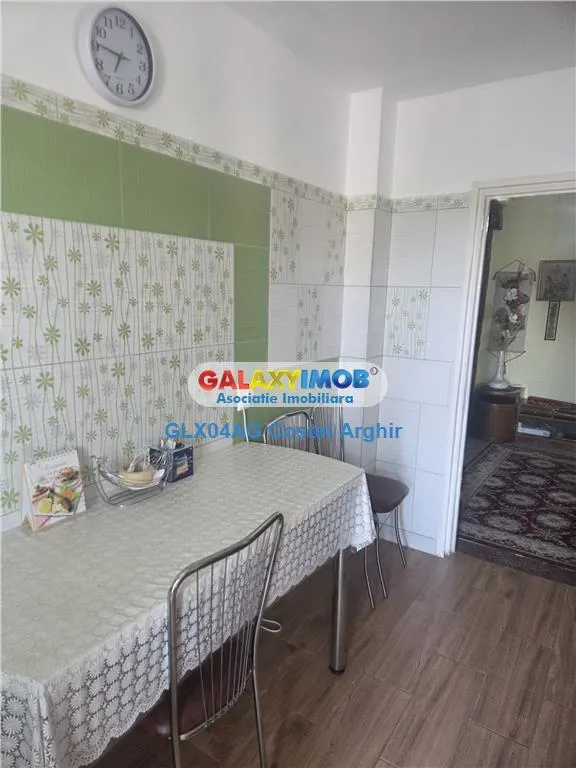 Vindem ap cu 4 camere central-Magnolia , etaj 2, mobilat si utilat - foto 4