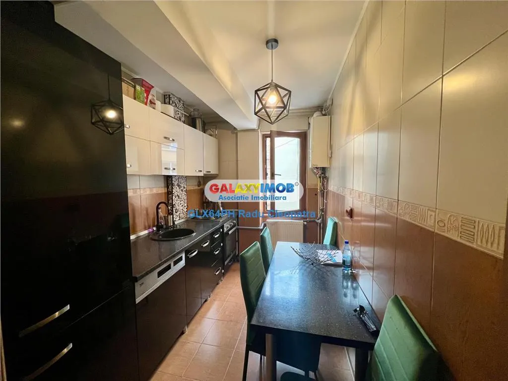 Inchiriere apartament 3 camere, Ploiesti, zona ultracentrala - foto 12