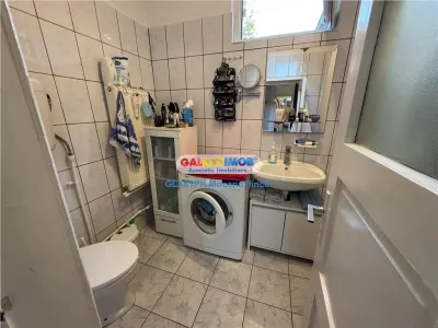 Vanzare casa 4 camere, in Ploiesti, zona Republicii - foto 19